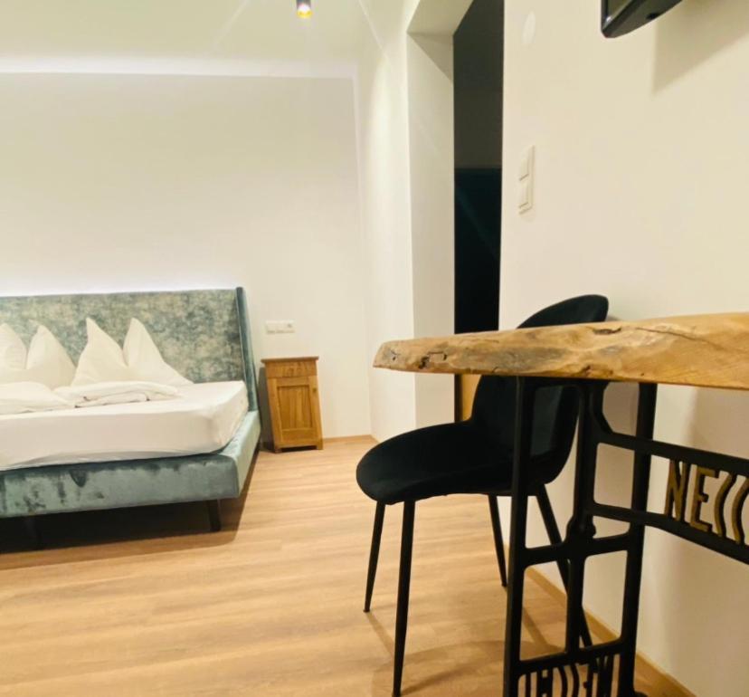 Hotel Garni Vinea Montis Termeno Luaran gambar