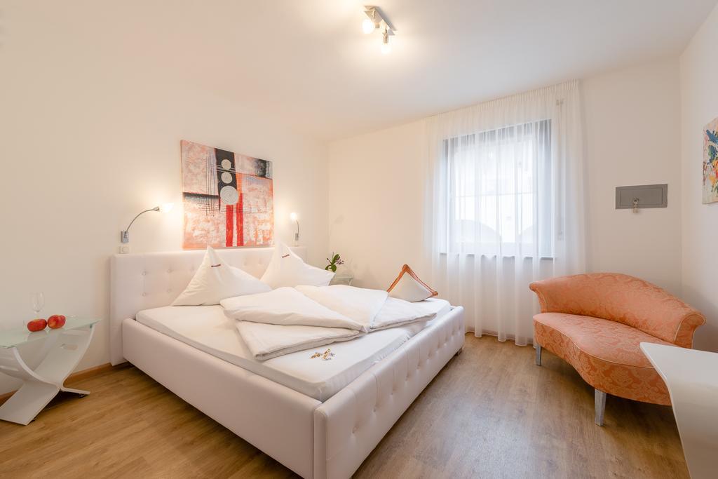 Hotel Garni Vinea Montis Termeno Luaran gambar